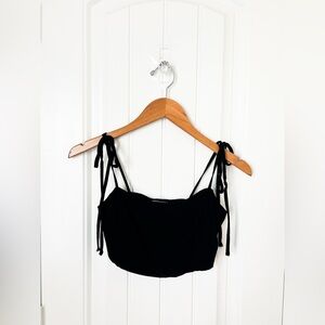 Kendall & Kylie Black Cropped Tank Top Size Small